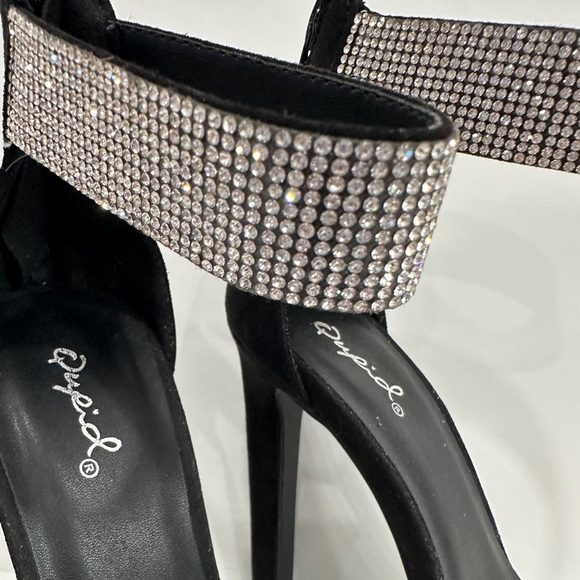 Qupid Black Suede Rhinestone High Heel Sandals - Picture 2 of 11